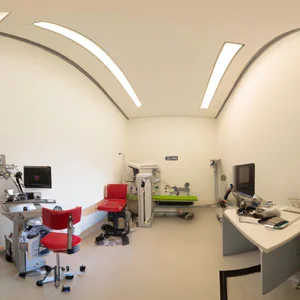 Une nouvelle clinique dédiée aux maladies rares de la cornée ouvre ses portes à la polyclinique Vanvitelli de Naples : découvrez ce qu'elle propose aux touristes en visite